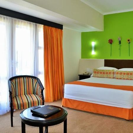 Protea Hotel Winkler White River Esterno foto