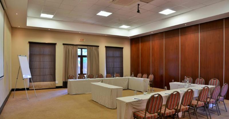 Protea Hotel Winkler White River Esterno foto